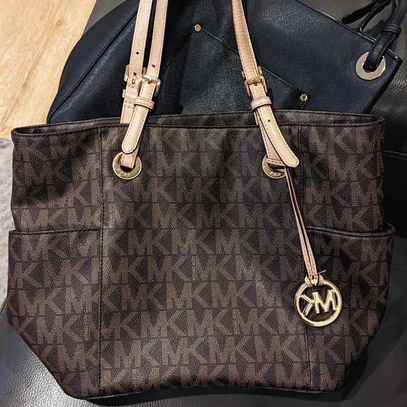 MK Tote Bag - Picture 3 of 10